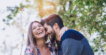 happy couple الذكاء العاطفي 10 خطوات لعلاقة عاطفية سعيدة